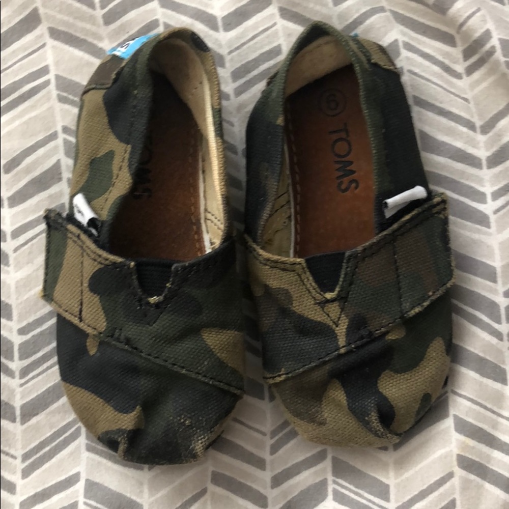 Toddler Camo Toms